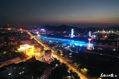夜幕中綻放的“江南一枝花”——城市綠化管理的創(chuàng)新實踐